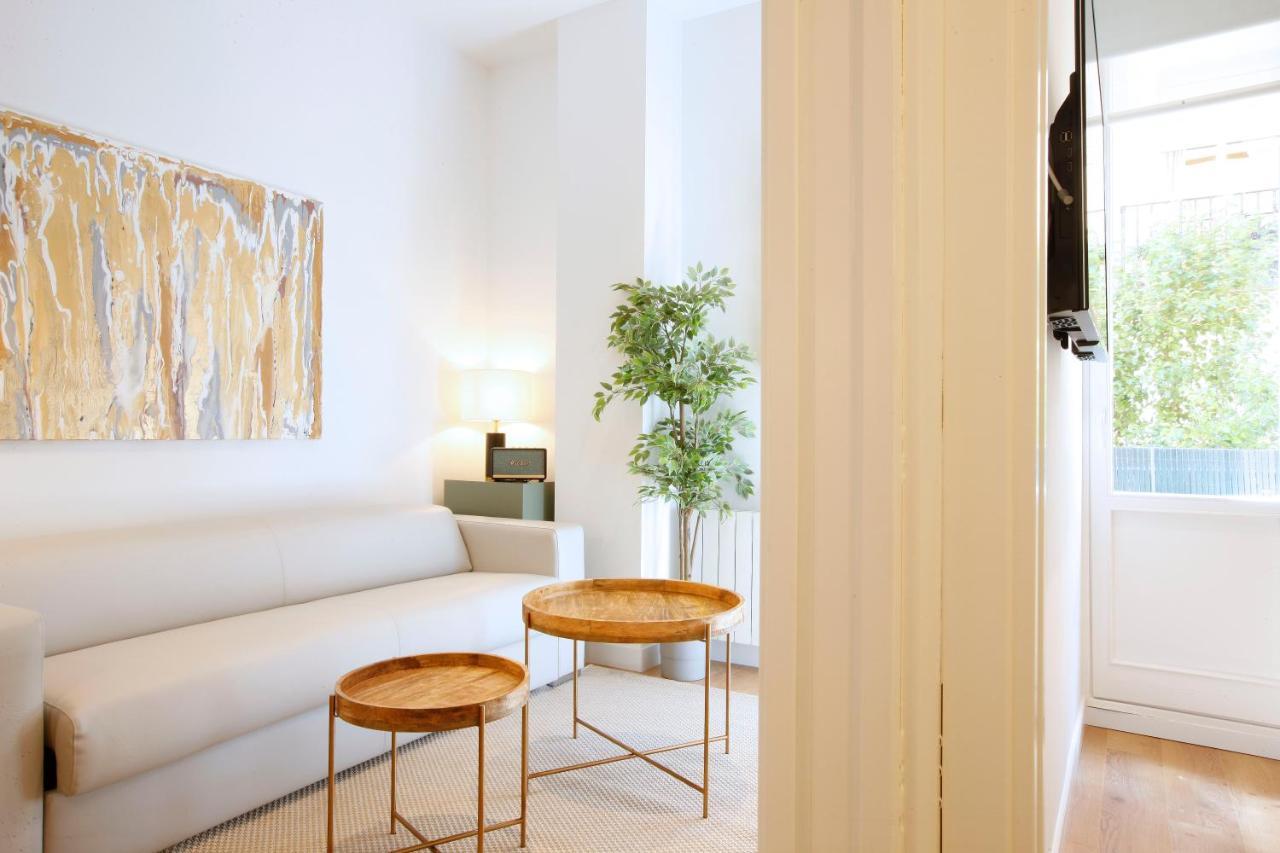 Tirso Suite Madrid Luaran gambar