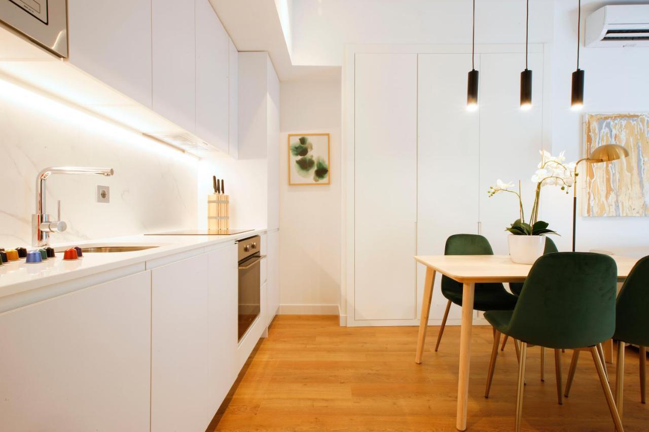 Tirso Suite Madrid Luaran gambar