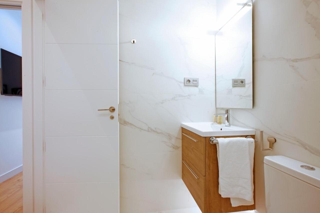 Tirso Suite Madrid Luaran gambar
